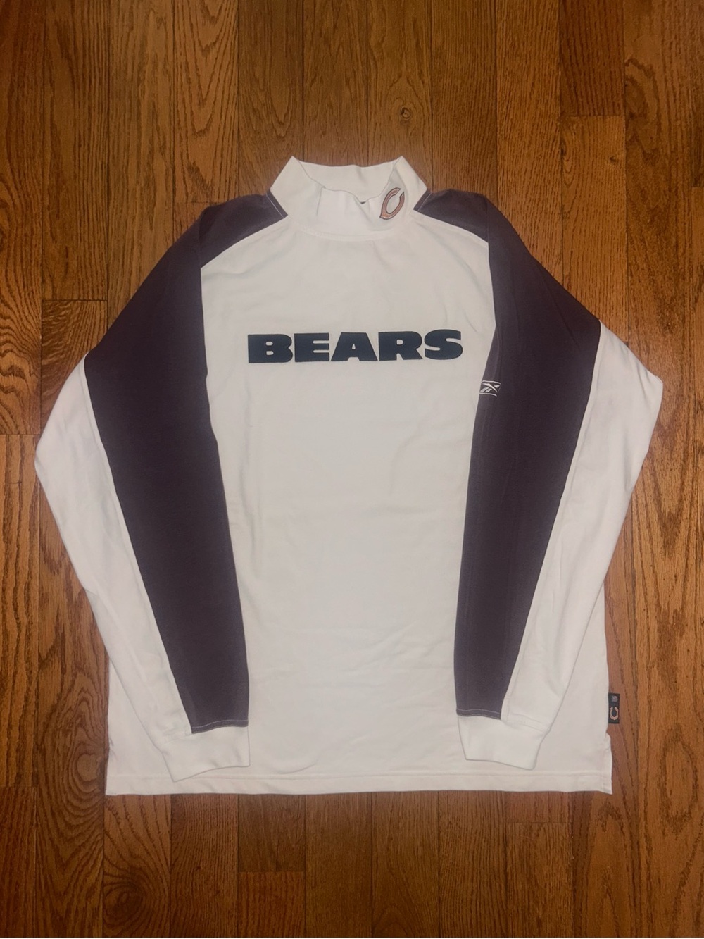 Chicago Bears Reebok Team Apparel Vintage Turtleneck LS Shirt Size Large